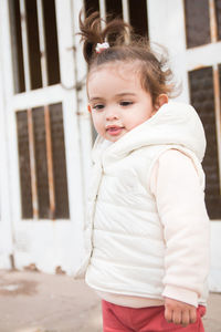 Portrait of cute girl smiling