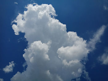 Low angle view of clouds in sky