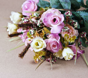 Close-up of rose bouquet on table