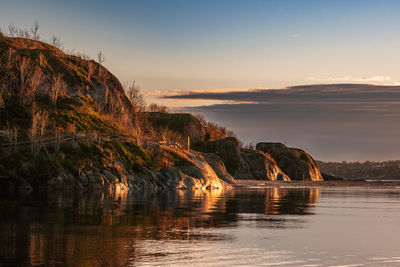 Rocks by the sun-fired