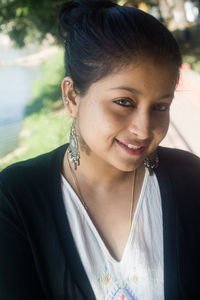 Portrait of a smiling young woman