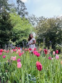 A woman with the tulips