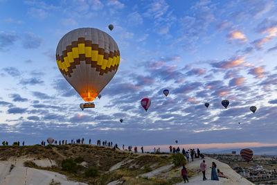 hot air balloon