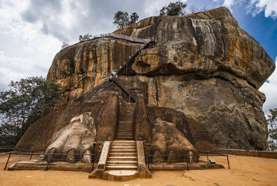 Path climbing up towards the rock fortress of sigiriya