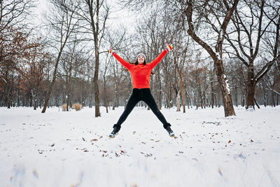 Outdoor activities for happy winter holidays. winter bucket list, fun activities and things for