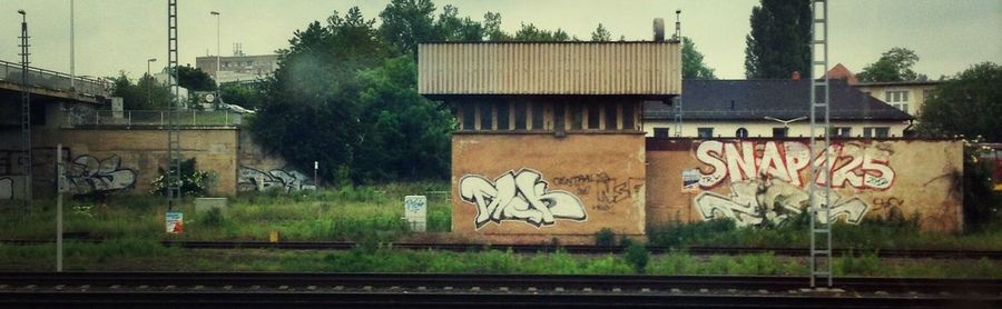 Graffiti on wall