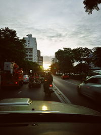 Traffic on road in city