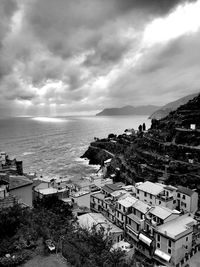 Sunset clouds in manarola cinque terre