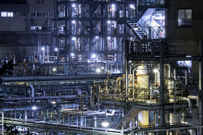 Night view of a chemical plant