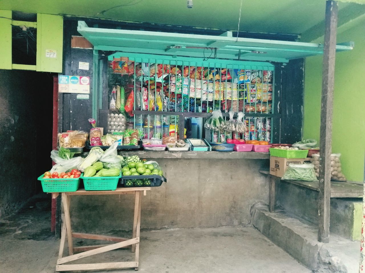 VIEW OF STORE FOR SALE IN MARKET