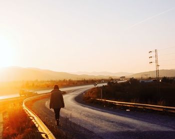 Road passing through road