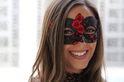 Portrait of a smiling young woman