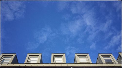 Low angle view of cloudy sky