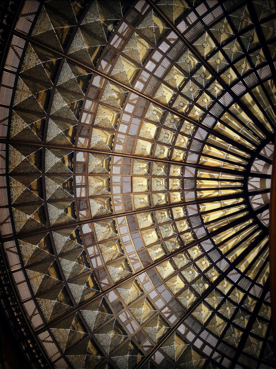 indoors, pattern, ceiling, design, full frame, backgrounds, circle, built structure, architecture, high angle view, geometric shape, spiral, architectural feature, spiral staircase, metal, no people, famous place, repetition, steps, directly above