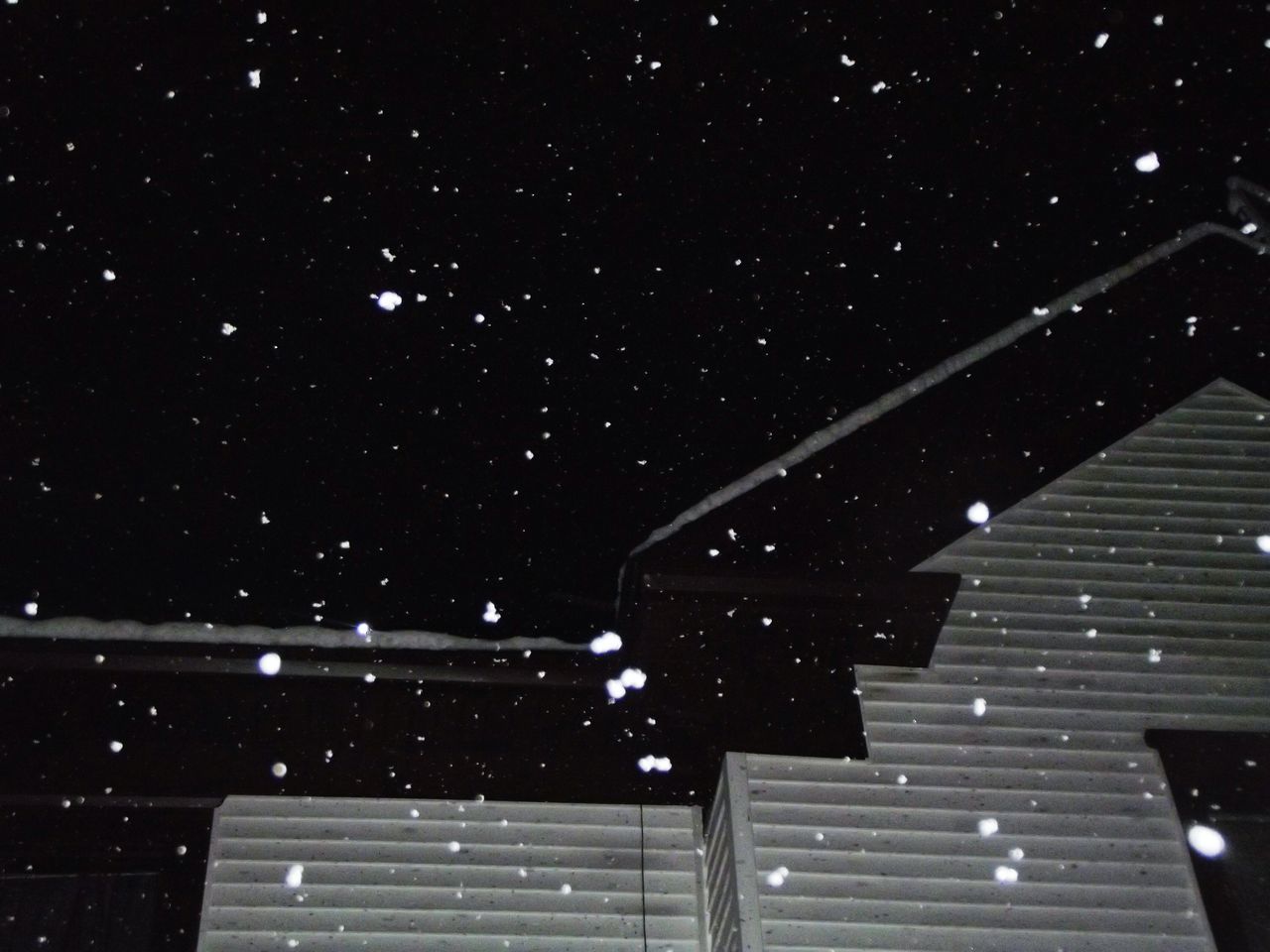 LOW ANGLE VIEW OF SKY AT NIGHT