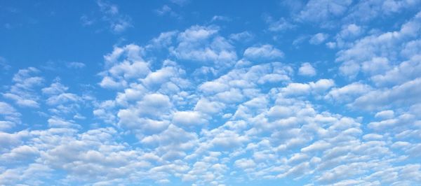 Scenic view of clouds in sky