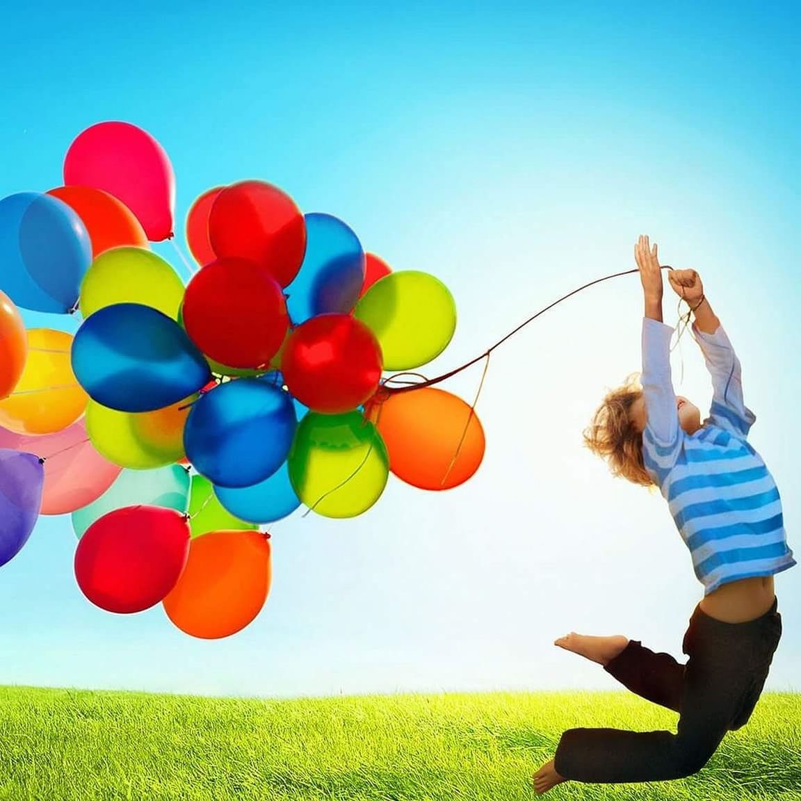 balloon, one person, real people, helium balloon, lifestyles, multi colored, blue, leisure activity, mid-air, fun, full length, childhood, green color, sky, happiness, day, blond hair, grass, outdoors, clear sky, flying, young women, women, beautiful woman, young adult, people, adult