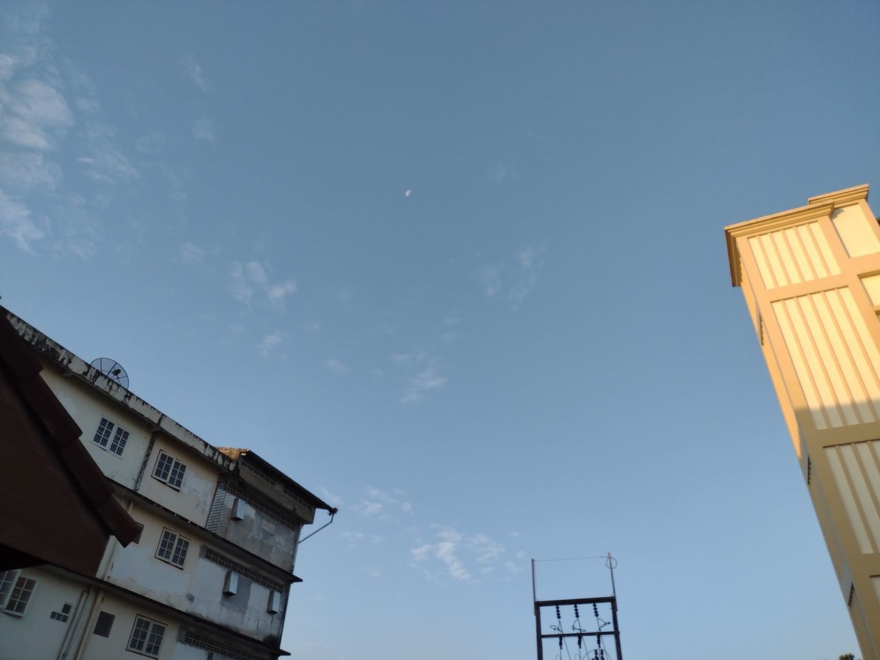 architecture, sky, built structure, building exterior, low angle view, building, nature, no people, cloud, house, blue, city, day, outdoors, residential district, tower