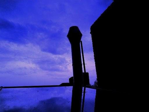 LOW ANGLE VIEW OF SILHOUETTE CROSS AGAINST SKY AT DUSK