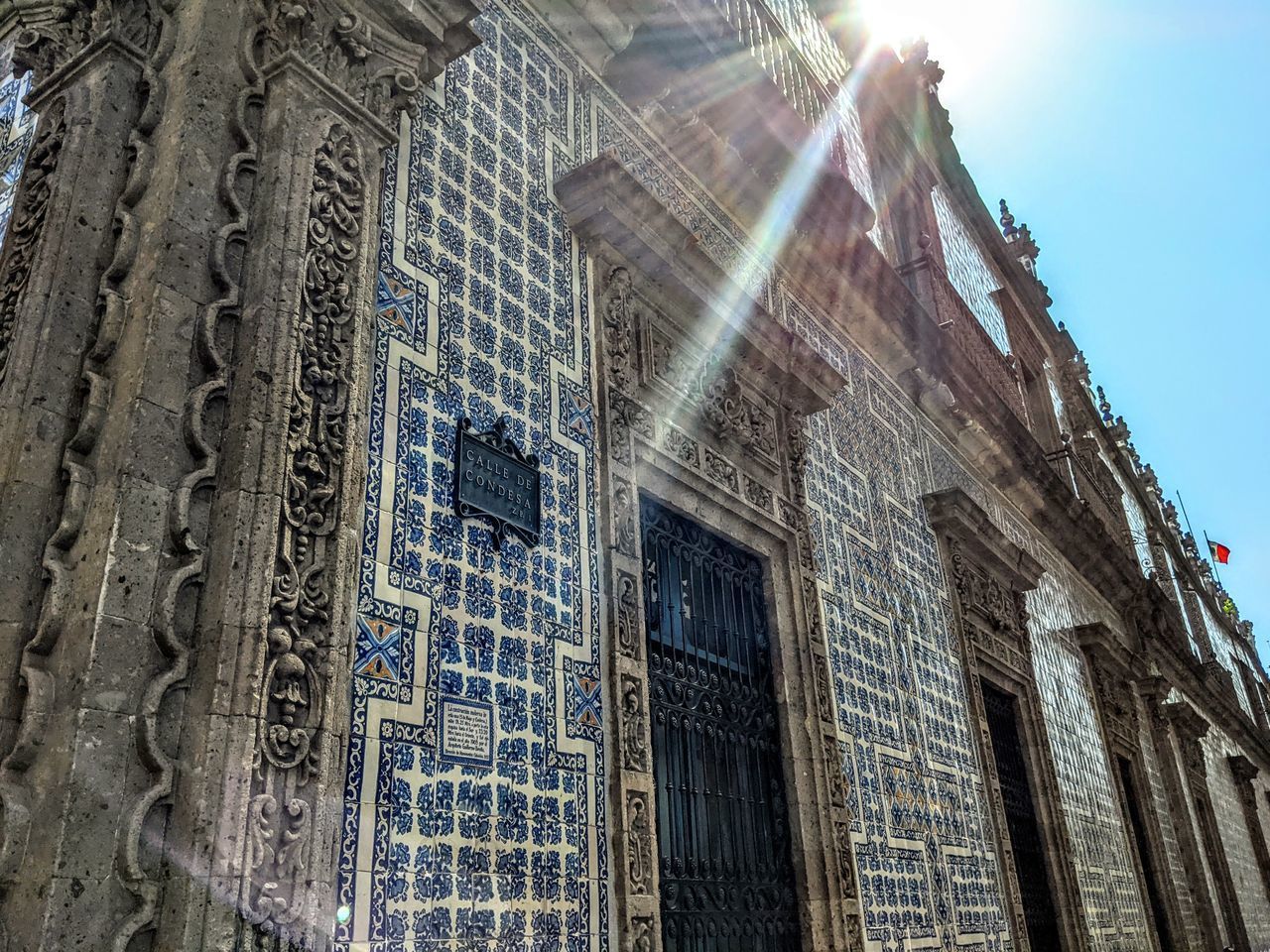 LOW ANGLE VIEW OF OLD BUILDING