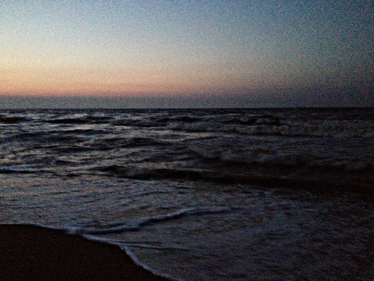 sea, horizon over water, water, beach, tranquil scene, scenics, tranquility, beauty in nature, sunset, shore, nature, copy space, sand, idyllic, clear sky, sky, wave, seascape, remote, rippled