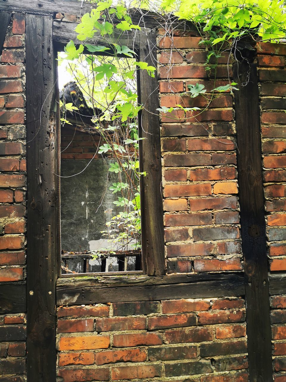 BRICK WALL OF BUILDING