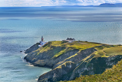 Baily lighthouse is a lighthouse on the southeastern part of howth head in county dublin, ireland