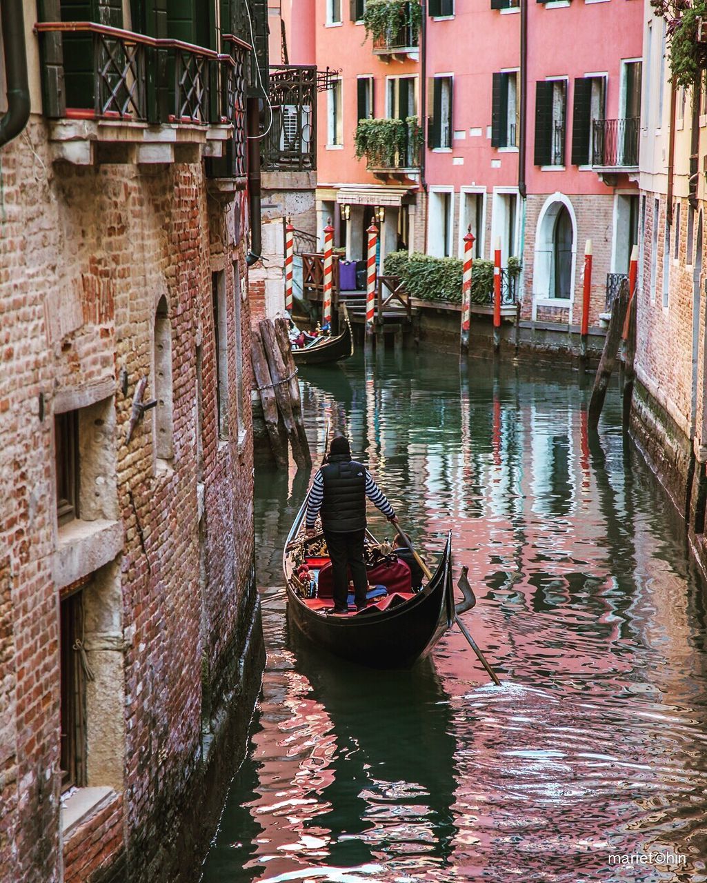 cultures, gondola - traditional boat, canal, travel destinations, tourism, travel, gondolier, building exterior, architecture, vacations, people, water, outdoors, day