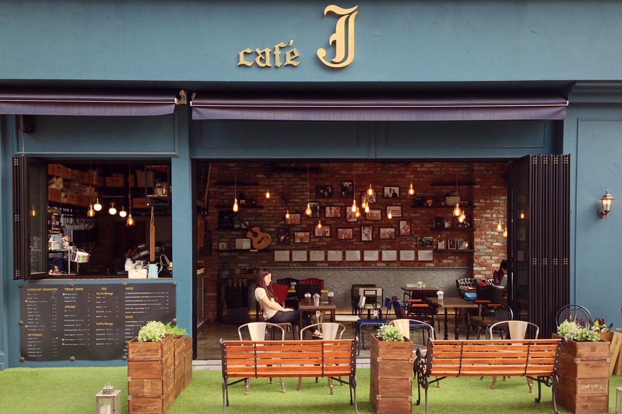 Cafe