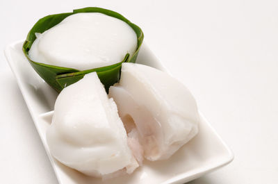 Close-up of fresh white cake