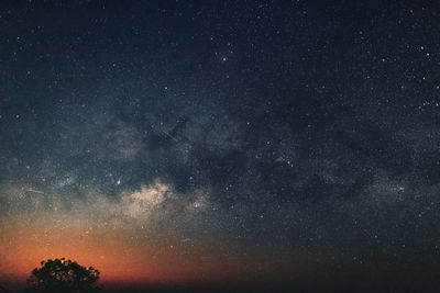 Milky way at khao chang phuak, kanchanaburi, thailand