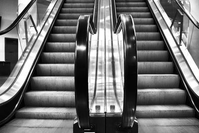 escalator