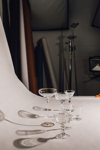 Cocktail glass photoshoot behind the scenes in studio