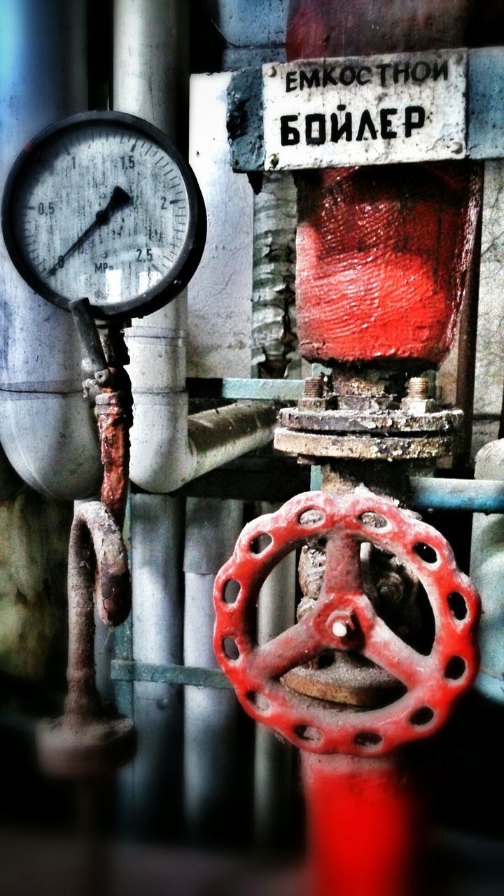 red, metal, rusty, text, communication, close-up, western script, metallic, old, lock, padlock, safety, weathered, security, guidance, number, focus on foreground, day, protection, door