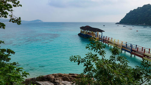 Scenic view of bay against sky