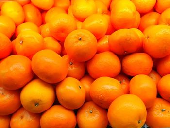 Full frame shot of oranges