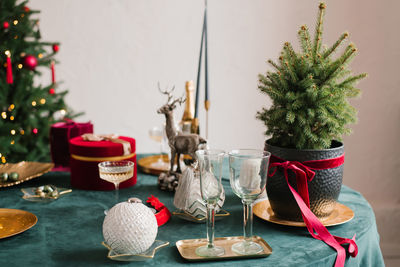 Beautiful table setting for christmas dinner