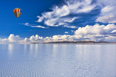 A superb view of uyuni salt lake