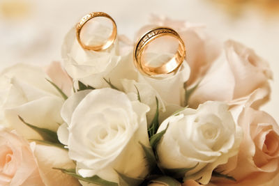 Close-up of white rose bouquet