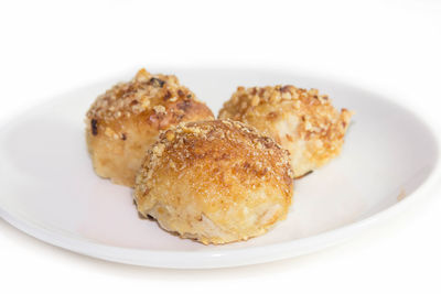Close-up of bread in plate