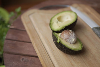 High angle view of green beans on cutting board