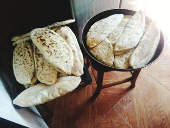 Close-up of bread in plate on table