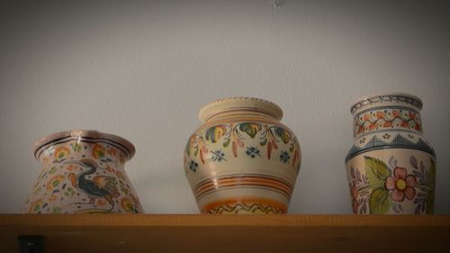 Close up of carving on wall