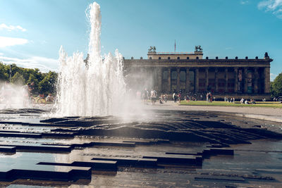 Water fountain against the sky