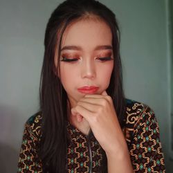 Portrait of a beautiful young woman