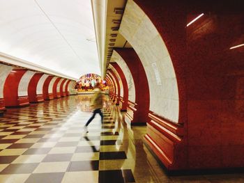 Illuminated tunnel