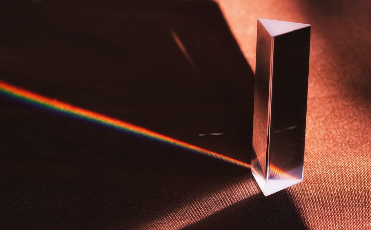 HIGH ANGLE VIEW OF RAINBOW AND TABLE