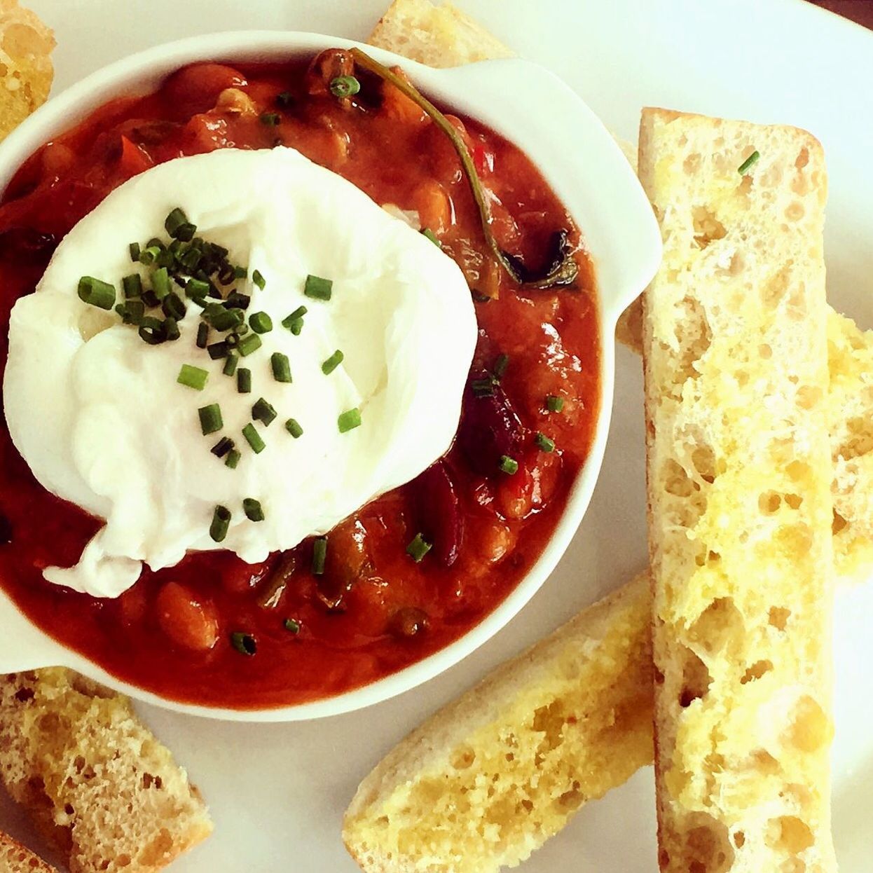 CLOSE-UP OF BREAKFAST SERVED ON PLATE