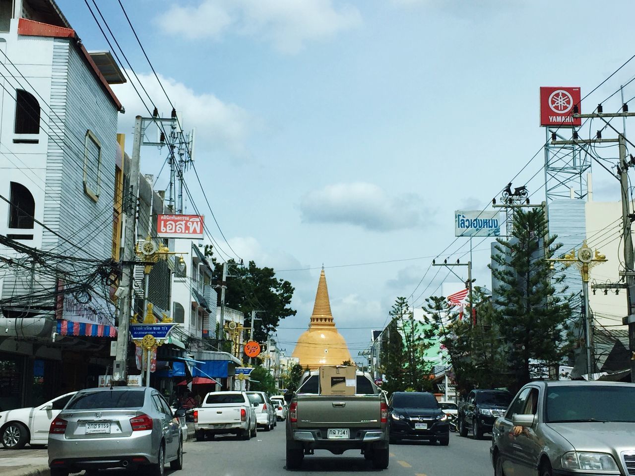 TRAFFIC ON STREET