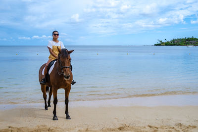 horse riding on